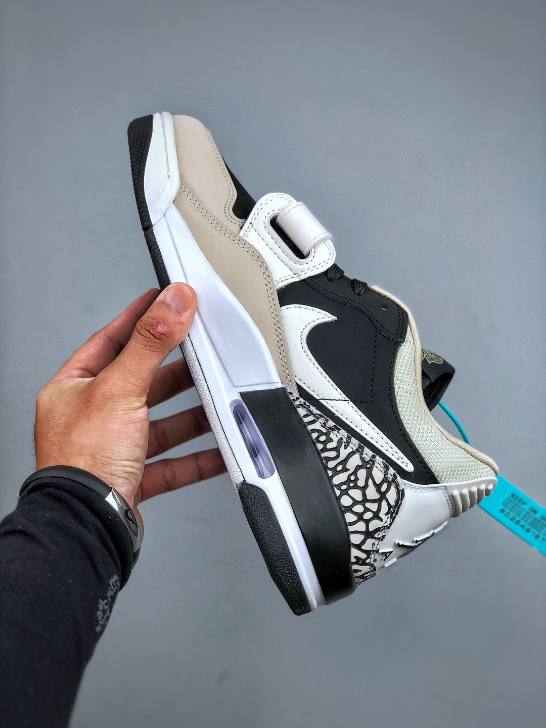 Jordan Legacy 312 Low "Rattan Off Noir"