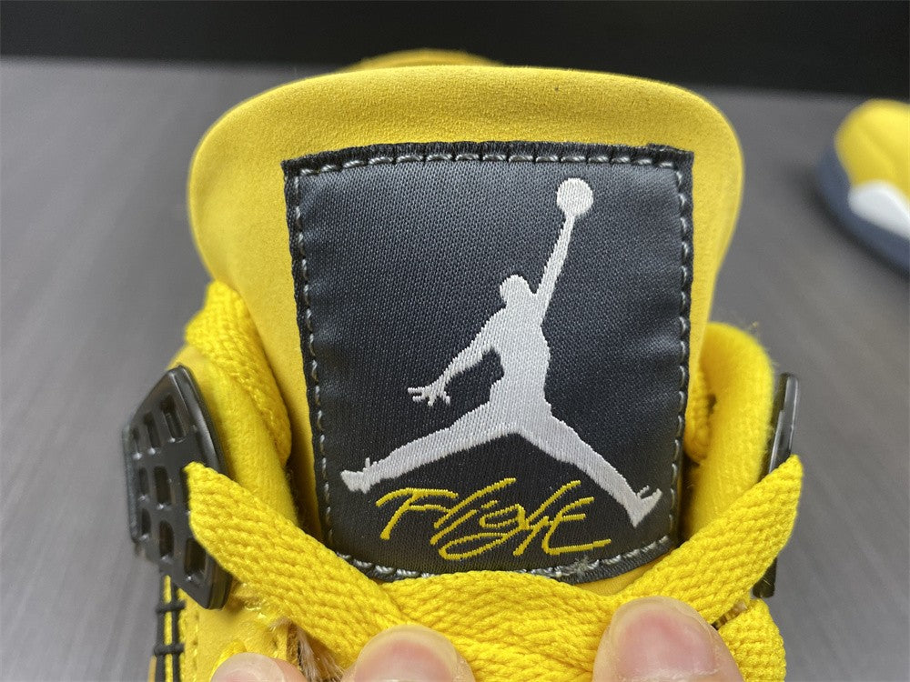 Air Jordan 4 Retro "Lightning"