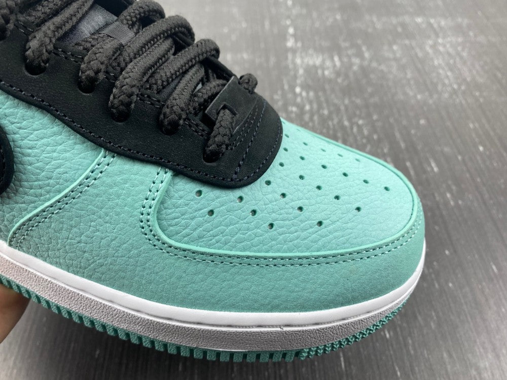 Nike Air Force 1 Low Tiffany & Co. "Friends and Family"