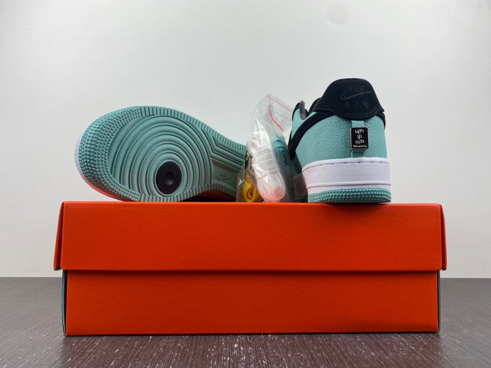 Nike Air Force 1 Low Tiffany & Co. "Friends and Family"