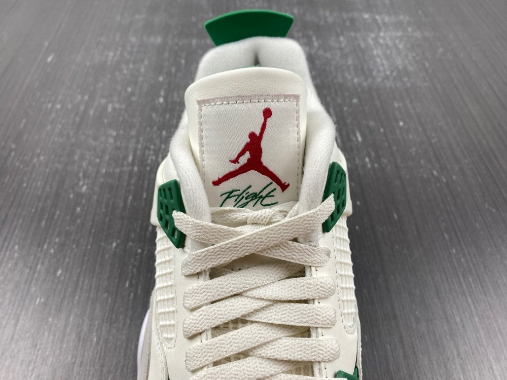 Air Jordan 4 Retro in the "Pine Green"