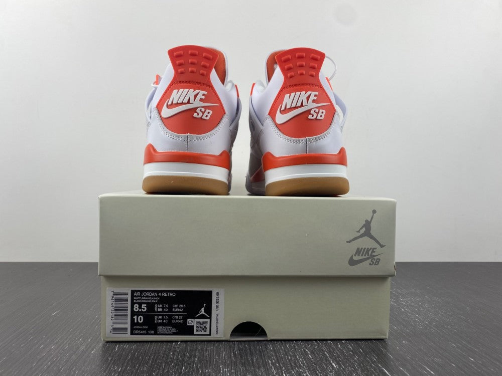 Air Jordan 4 Retro "Orange"