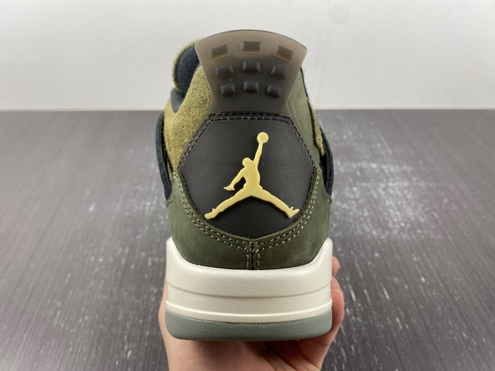 Air Jordan 4 Retro SE Craft "Medium Olive"