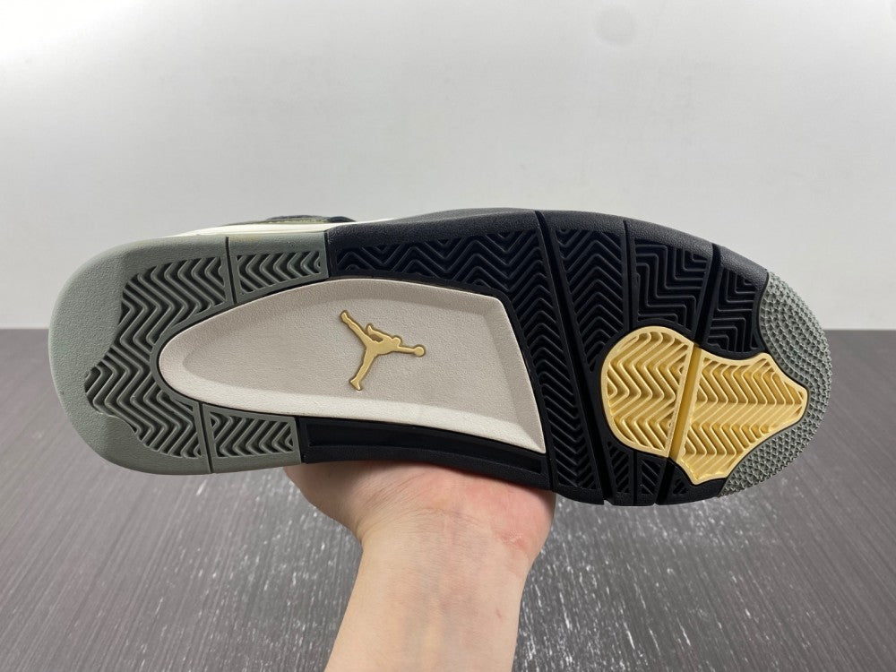 Air Jordan 4 Retro SE Craft "Medium Olive"