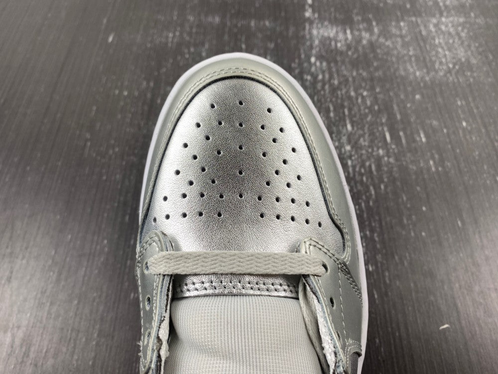 Jordan 1 High OG Metallic Silver
