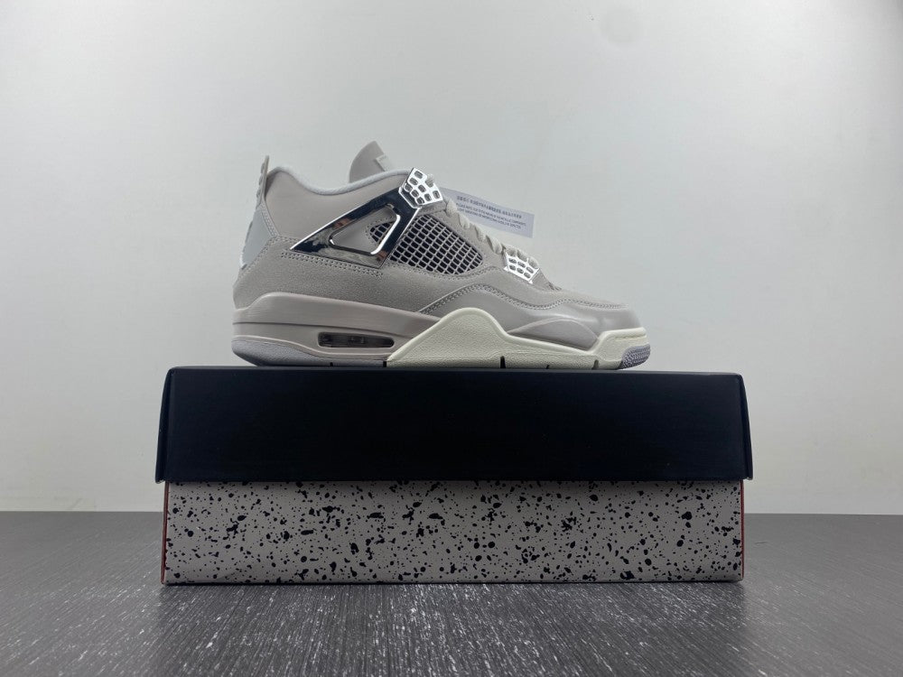Air Jordan 4 "Frozen Moments"