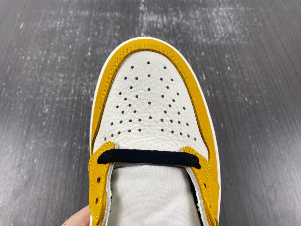 Jordan 1 High OG "Yellow Ochre"