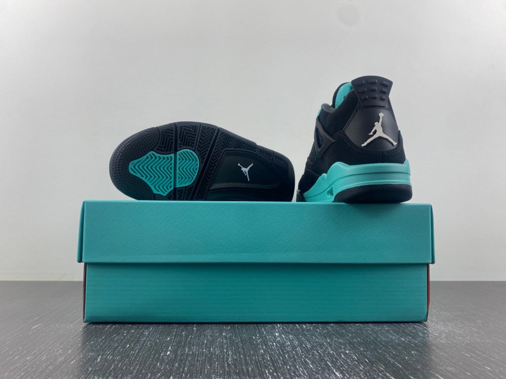 Air Jordan 4 Retro "Tiffany Blue"