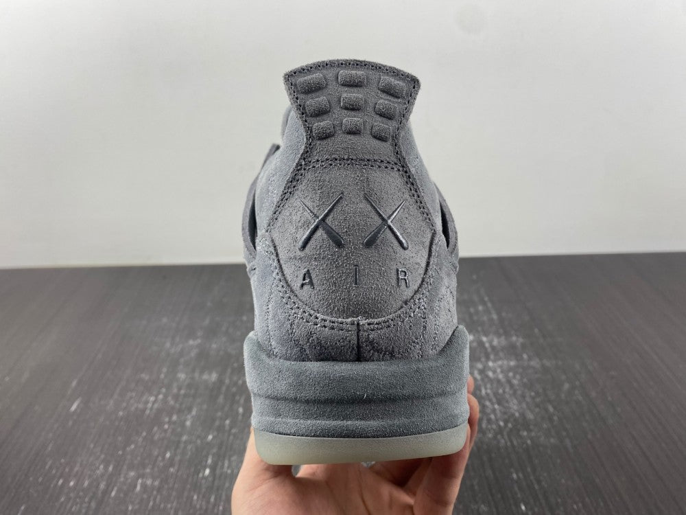 Jordan 4 KAWS x Air Jordan 4 "Cool Grey"