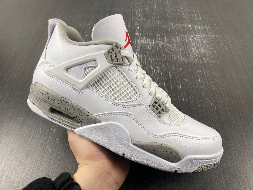 Air Jordan 4 Retro "White Oreo"