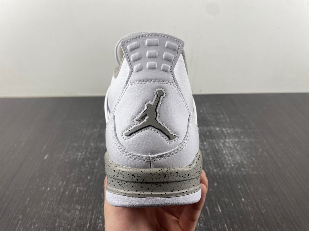 Air Jordan 4 Retro "White Oreo"