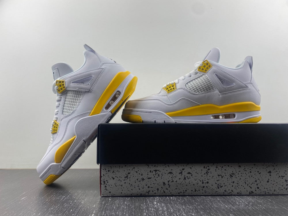 Air Jordan 4 Retro "Vivid Sulfur"