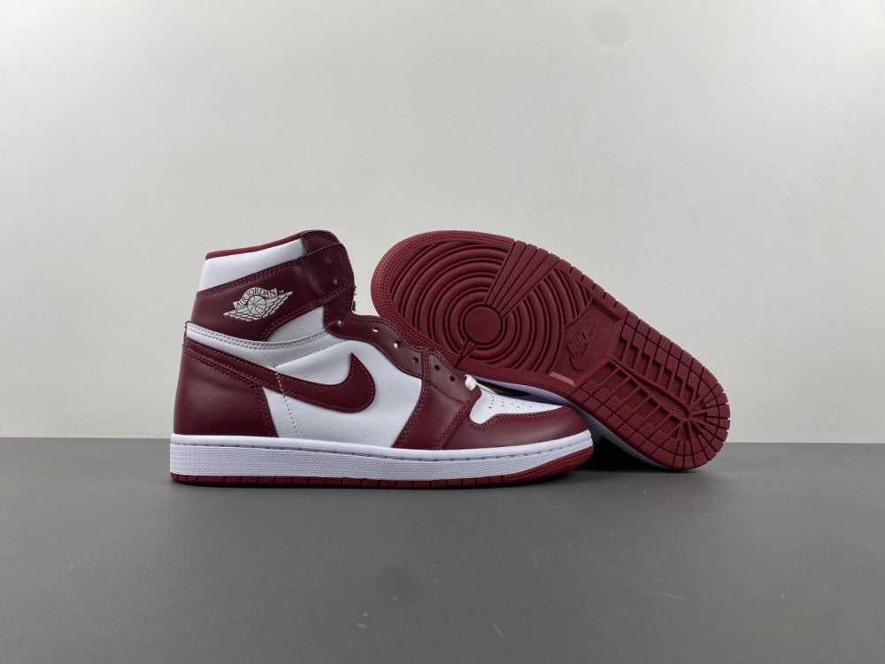 Air Jordan 1 High OG 'Team Red'