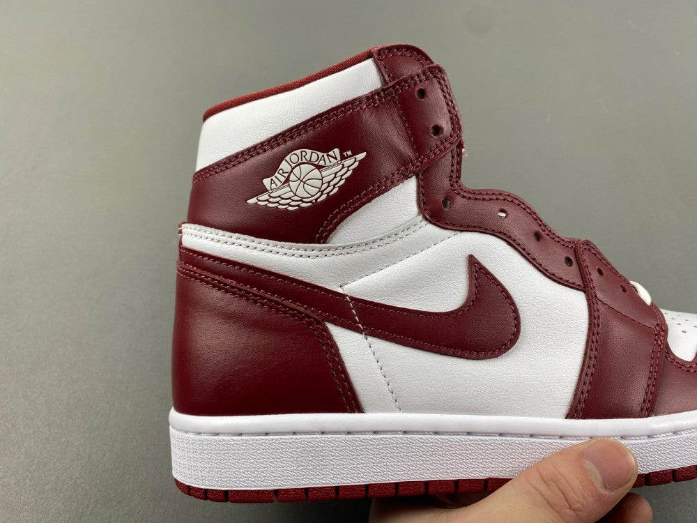 Air Jordan 1 High OG 'Team Red'