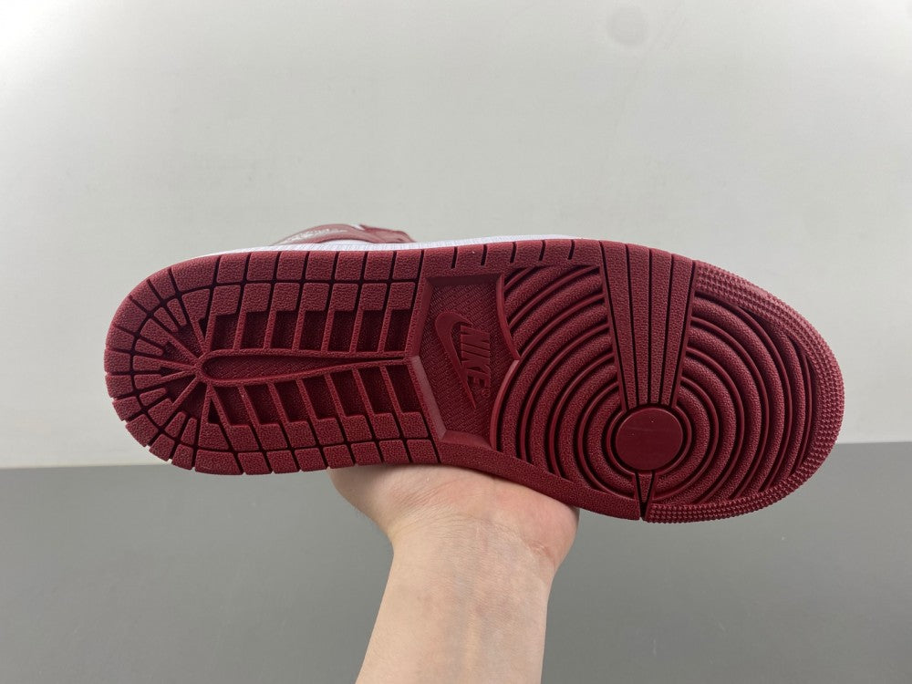 Air Jordan 1 High OG 'Team Red'