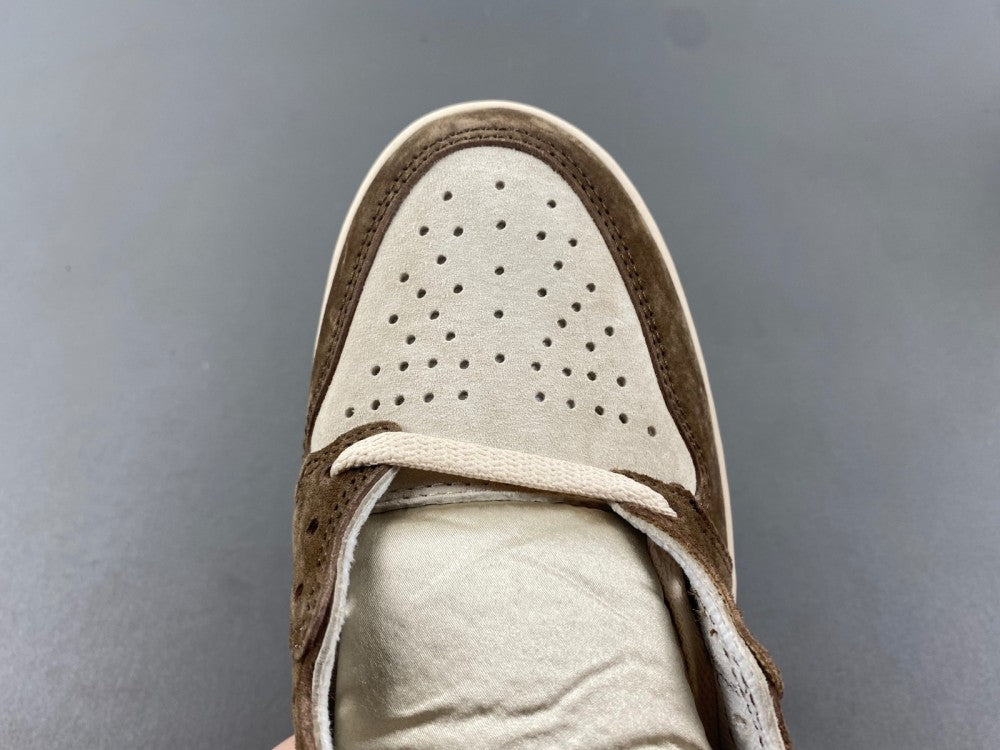 Air Jordan 1 High OG "Dusted Clay"