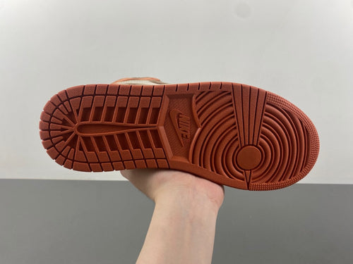 Air Jordan 1 High OG "Dusted Clay"