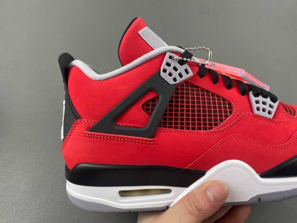 Air Jordan 4 Retro "Toro Bravo"