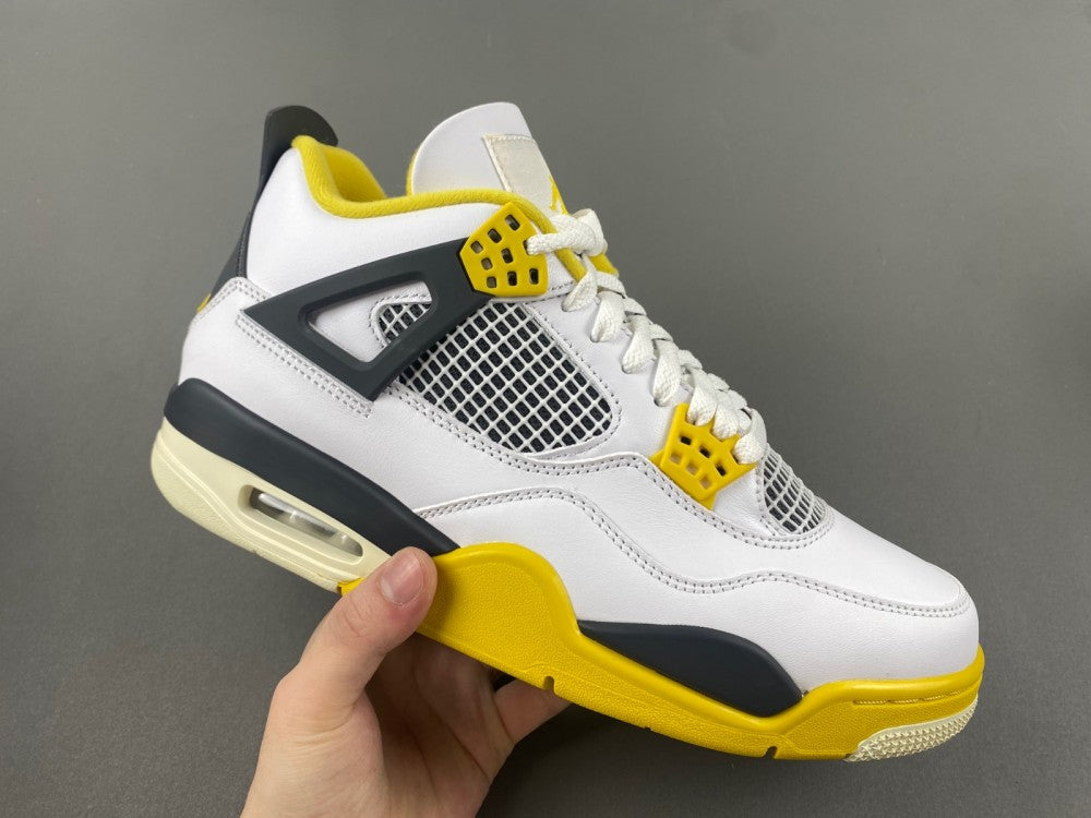 Air Jordan 4 Retro "Vivid Sulfur"