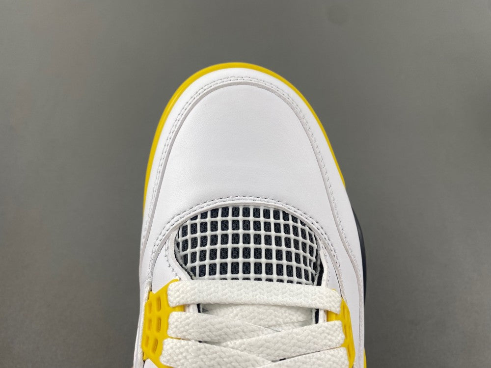 Air Jordan 4 Retro "Vivid Sulfur"