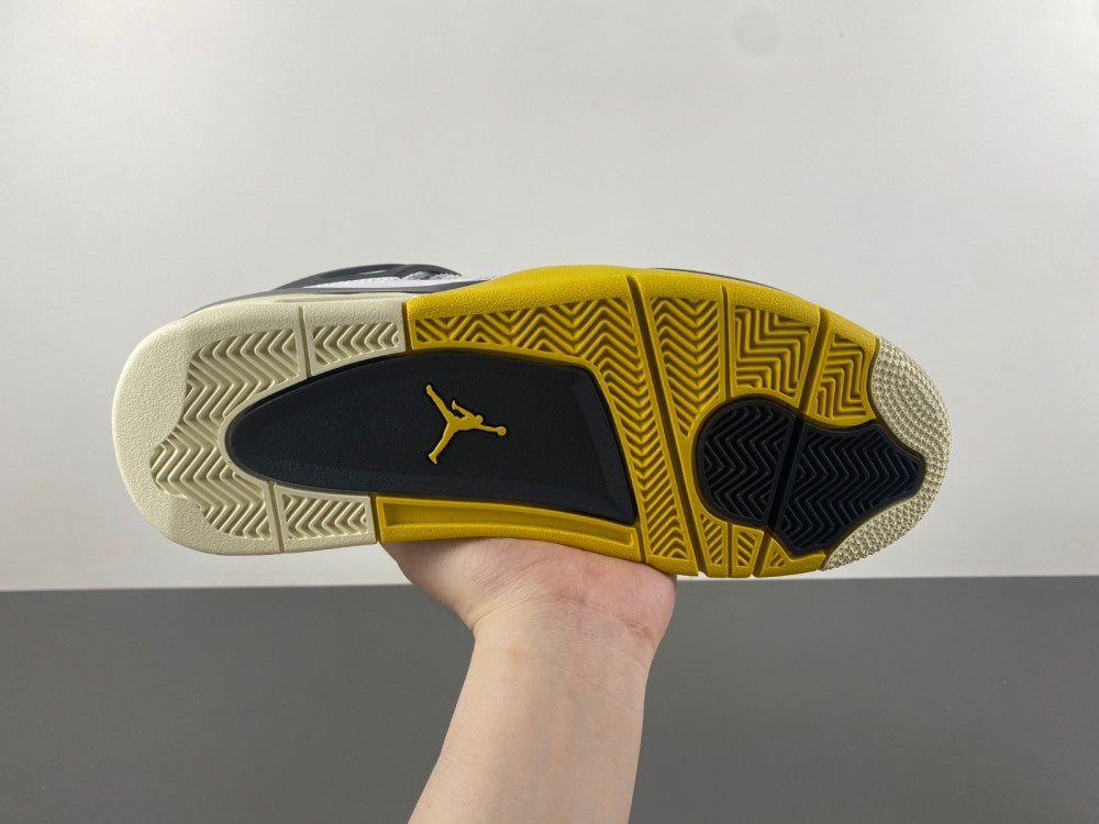 Air Jordan 4 Retro "Vivid Sulfur"