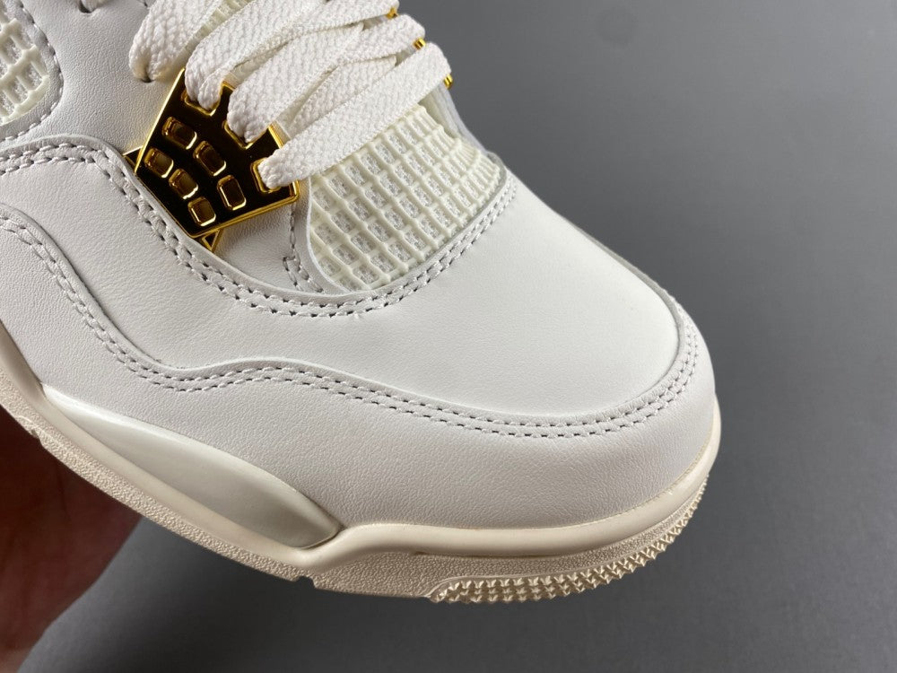 Air Jordan 4 Retro "Metallic Gold"