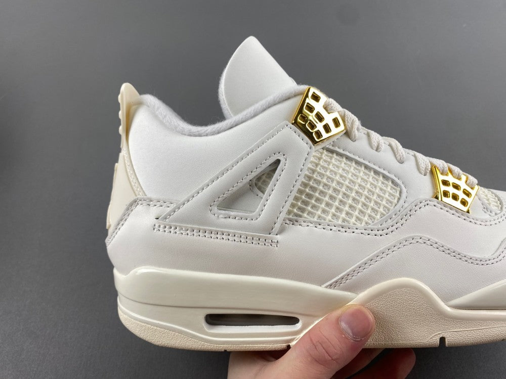 Air Jordan 4 Retro "Metallic Gold"