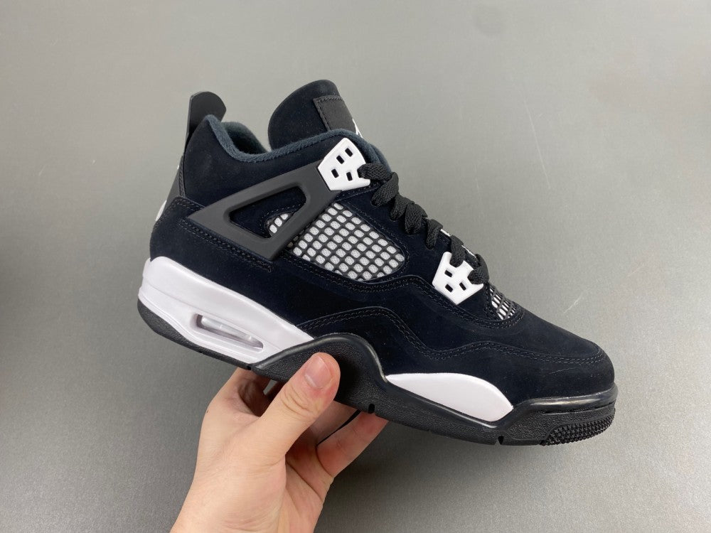 Air Jordan 4 Retro "White Thunder"