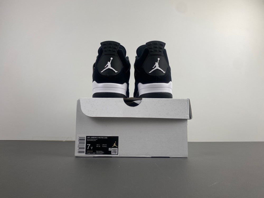 Air Jordan 4 Retro "White Thunder"