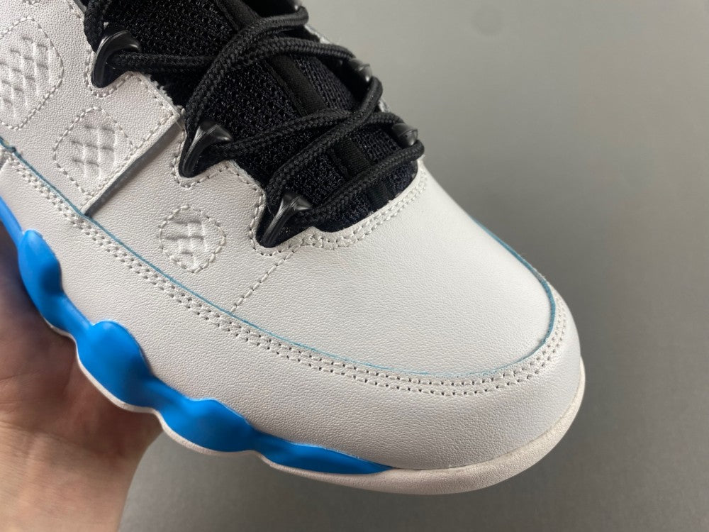 Air Jordan 9 Retro "Powder Blue"