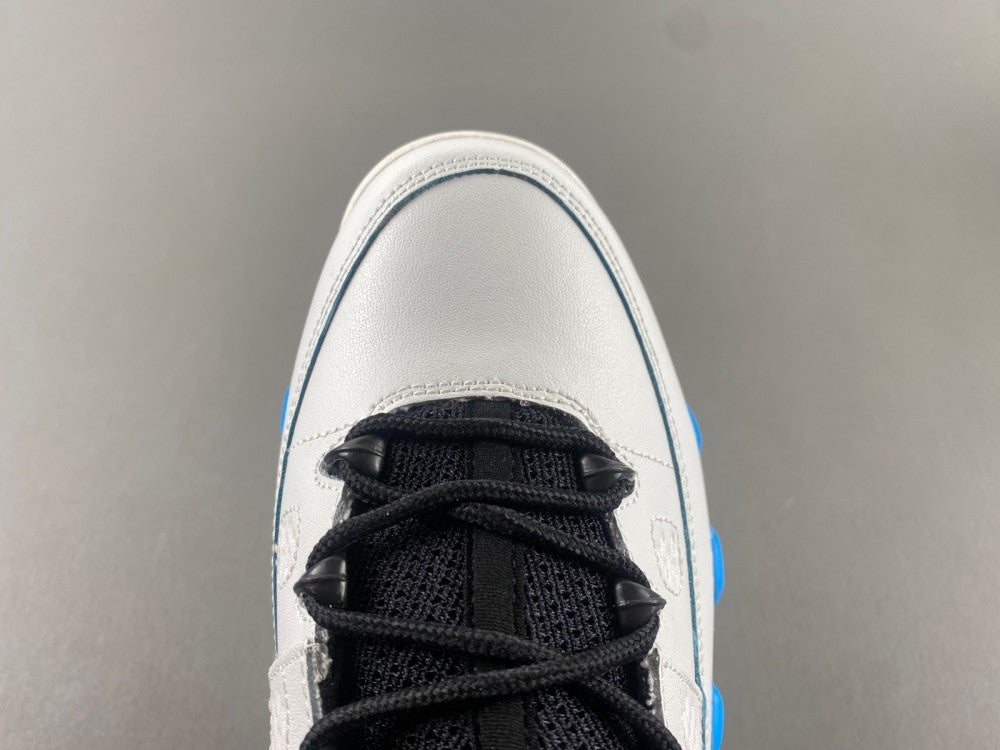 Air Jordan 9 Retro "Powder Blue"