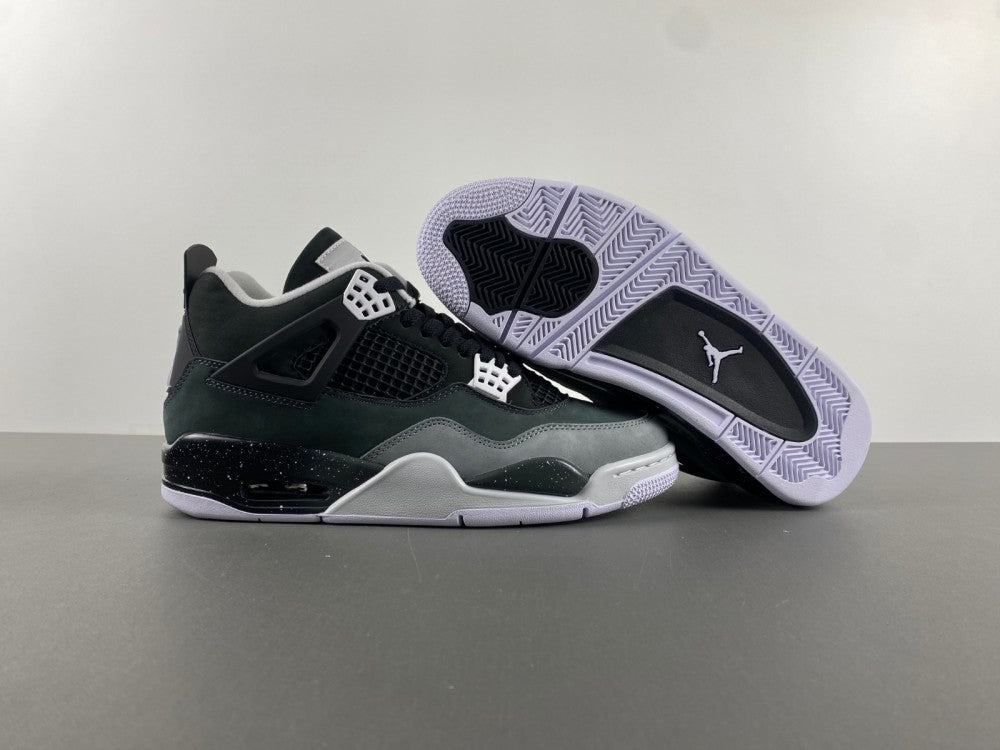 Air Jordan 4 Retro "Fear"