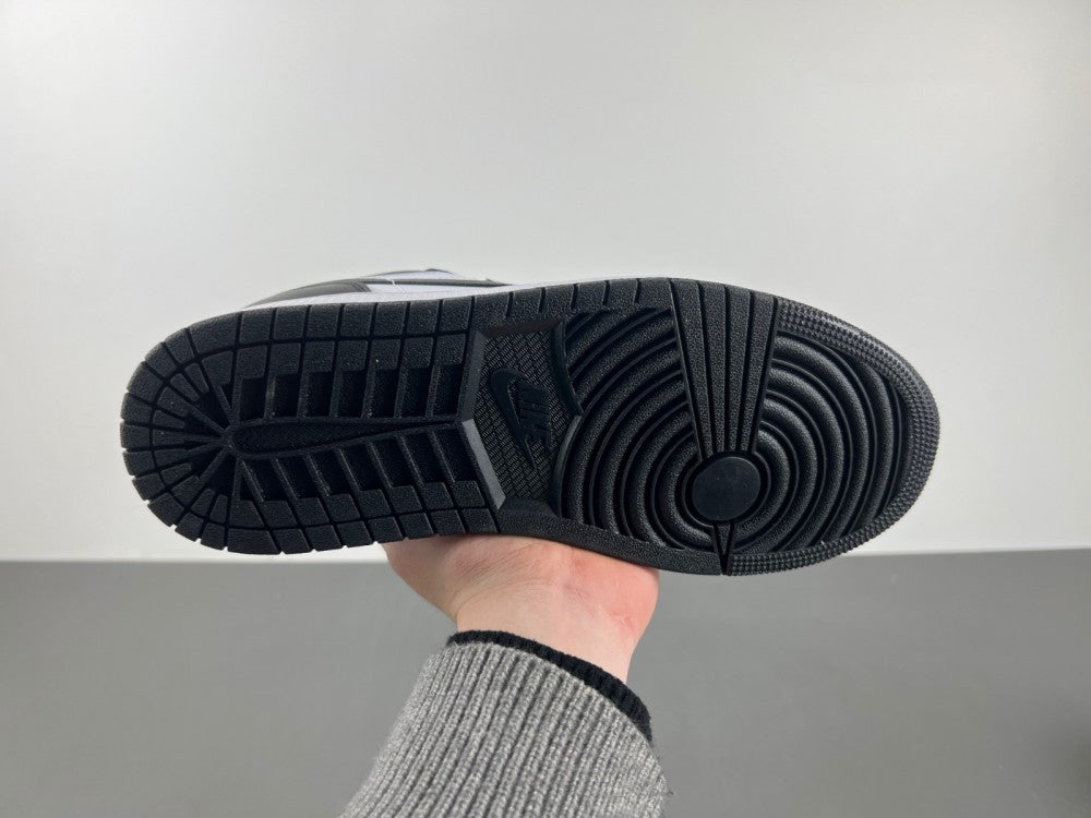 Air Jordan 1 High 'Silver Toe'