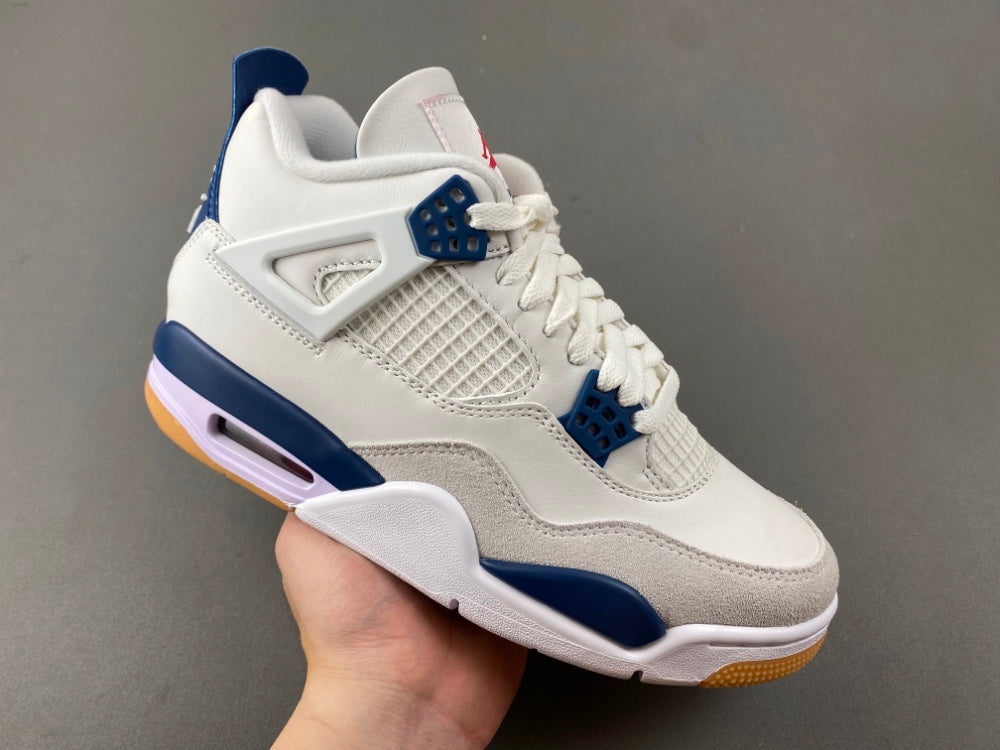 Air Jordan 4 Retro SP  "Summit White Navy"