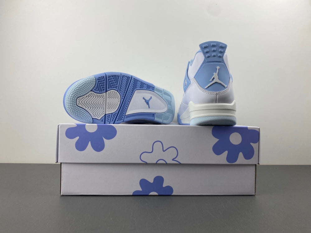 Air Jordan 4 Retro "Forget Me Not"