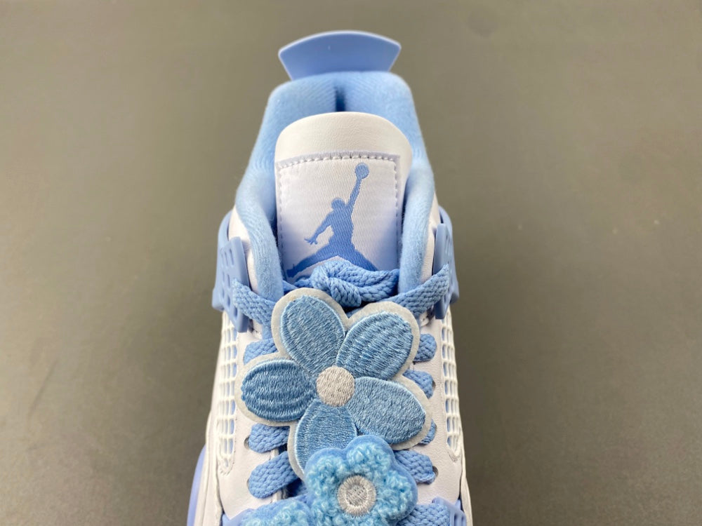 Air Jordan 4 Retro "Forget Me Not"