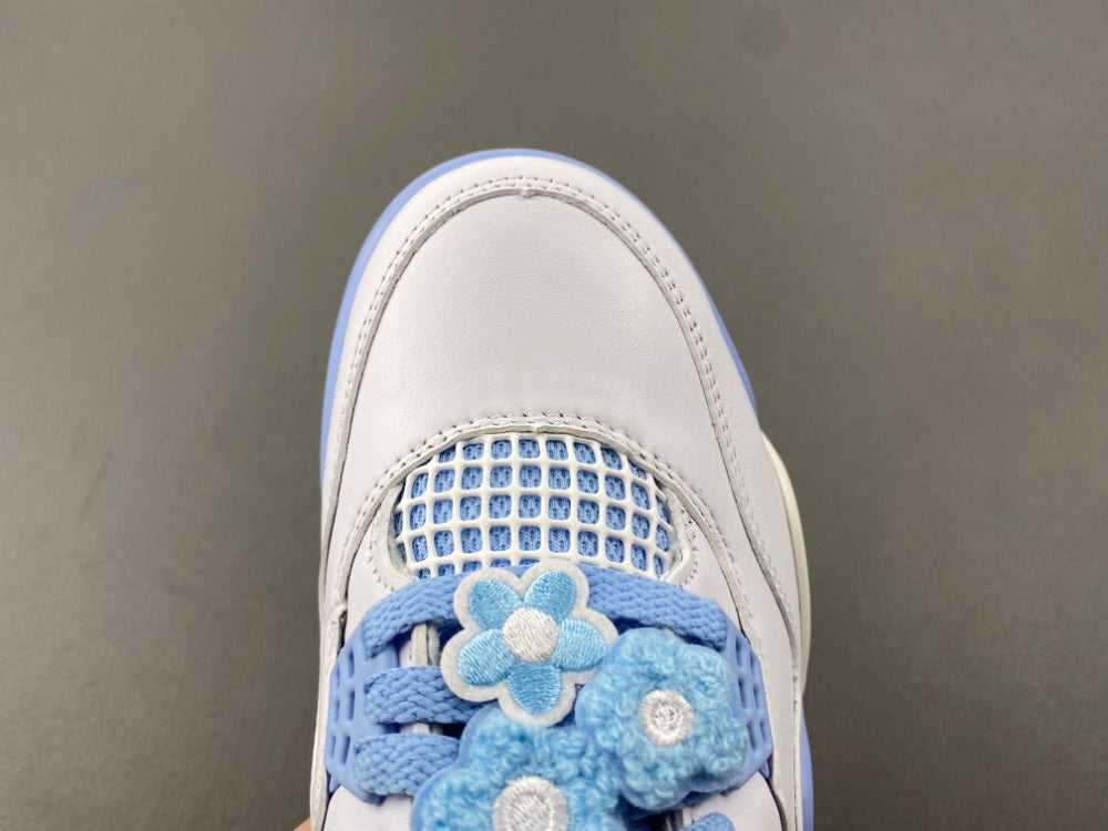 Air Jordan 4 Retro "Forget Me Not"