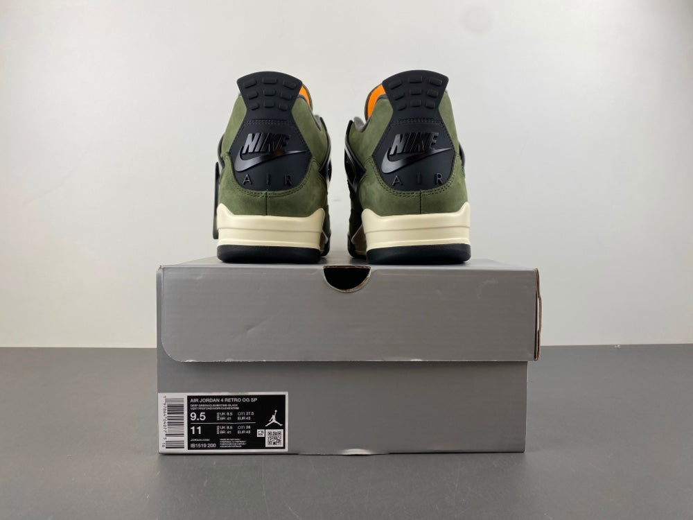 Air Jordan 4 Retro OG SP x Undefeated