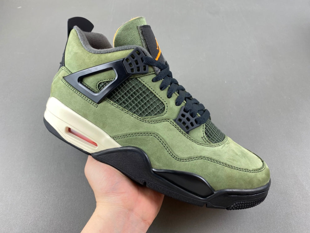 Air Jordan 4 Retro OG SP x Undefeated