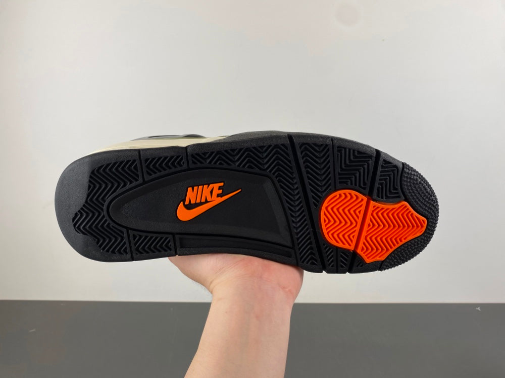 Air Jordan 4 Retro OG SP x Undefeated