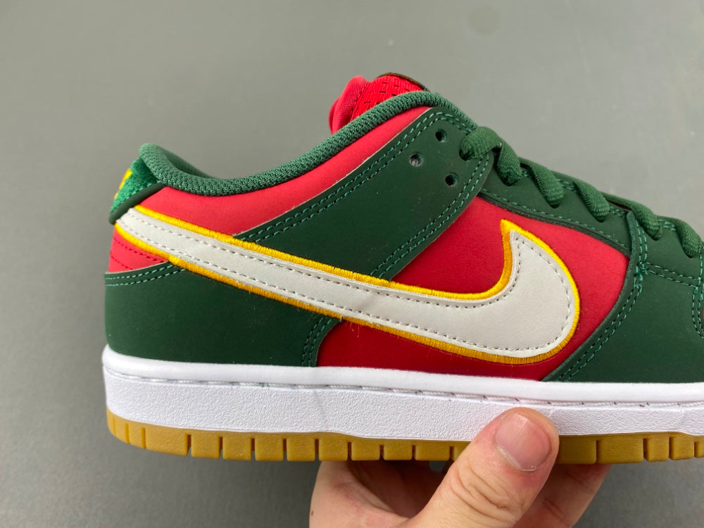 Nike SB Dunk Low Pro PRM "Seattle Supersonics"
