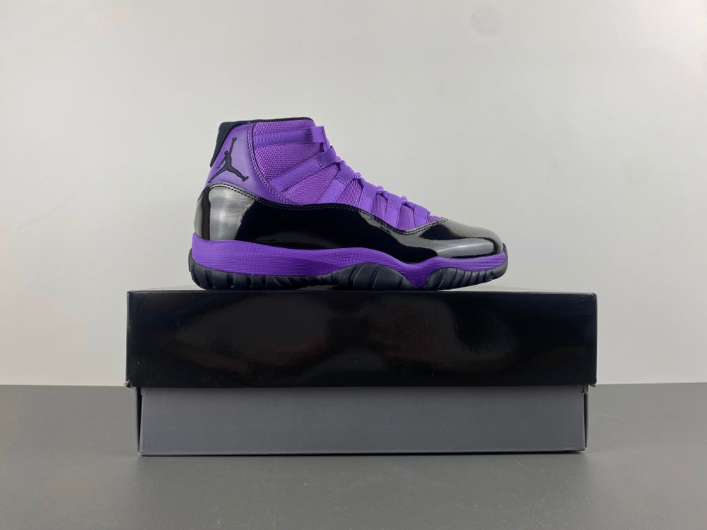 Air jordan 11 Black and Purple