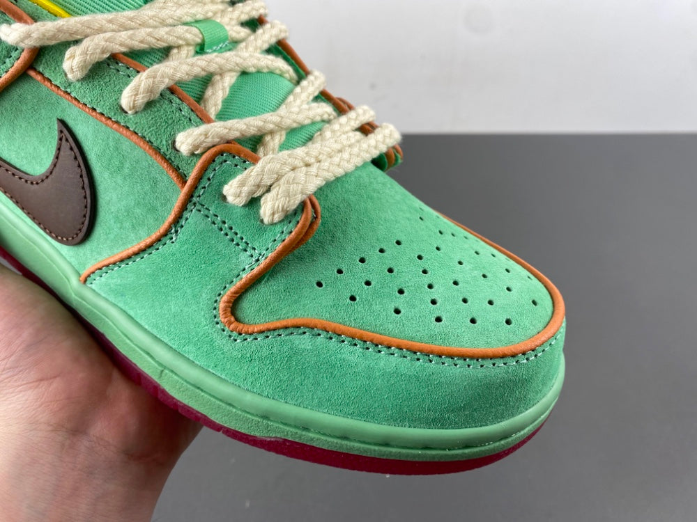 Nike SB Dunk Low Pro QS "Rodeo Tourmaline"