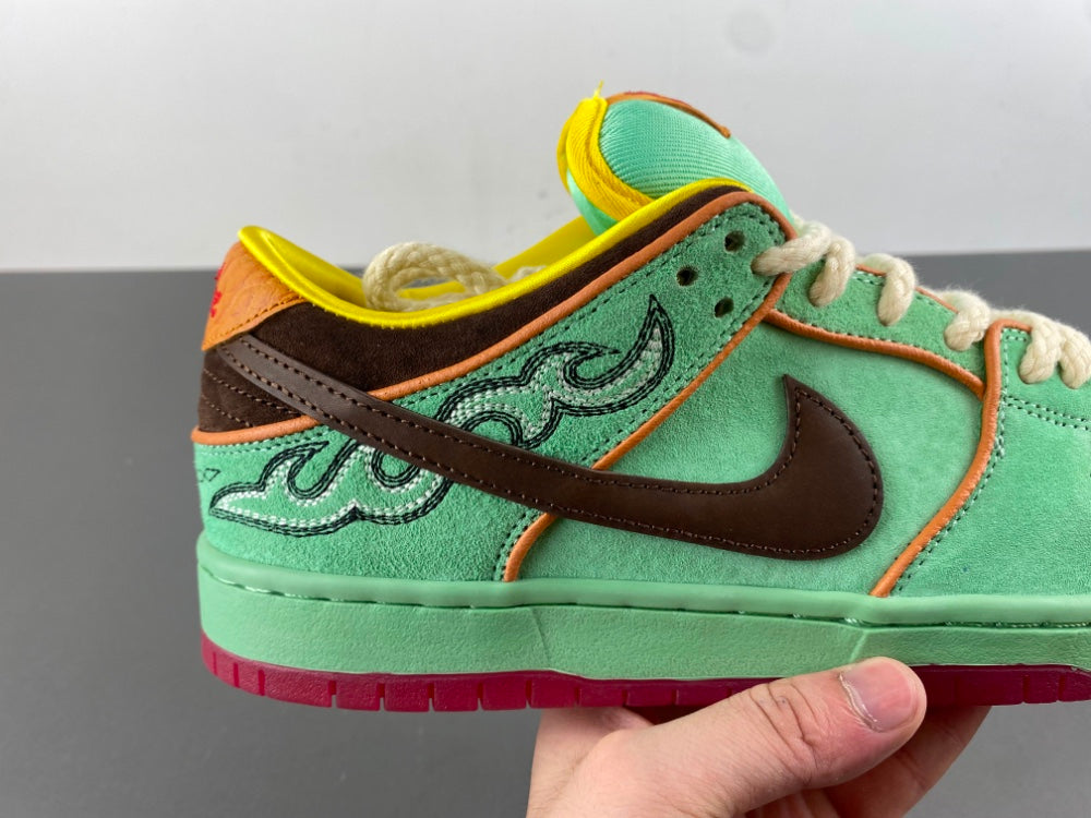 Nike SB Dunk Low Pro QS "Rodeo Tourmaline"
