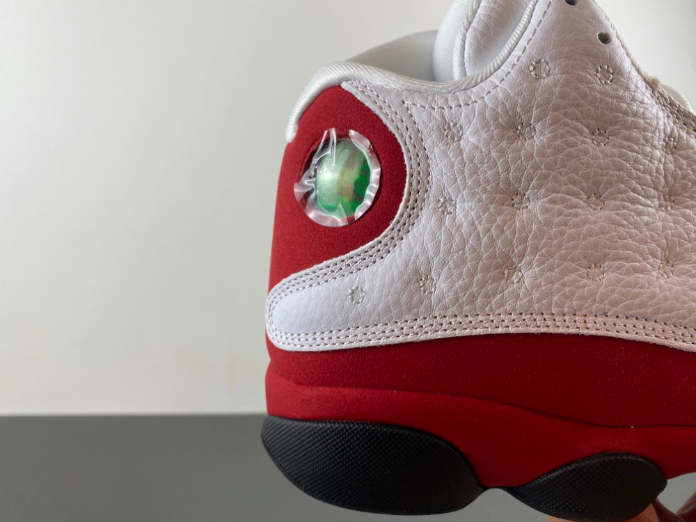 Air Jordan 13 Retro "Chicago"