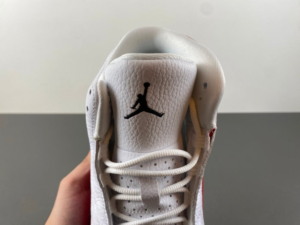 Air Jordan 13 Retro "Chicago"