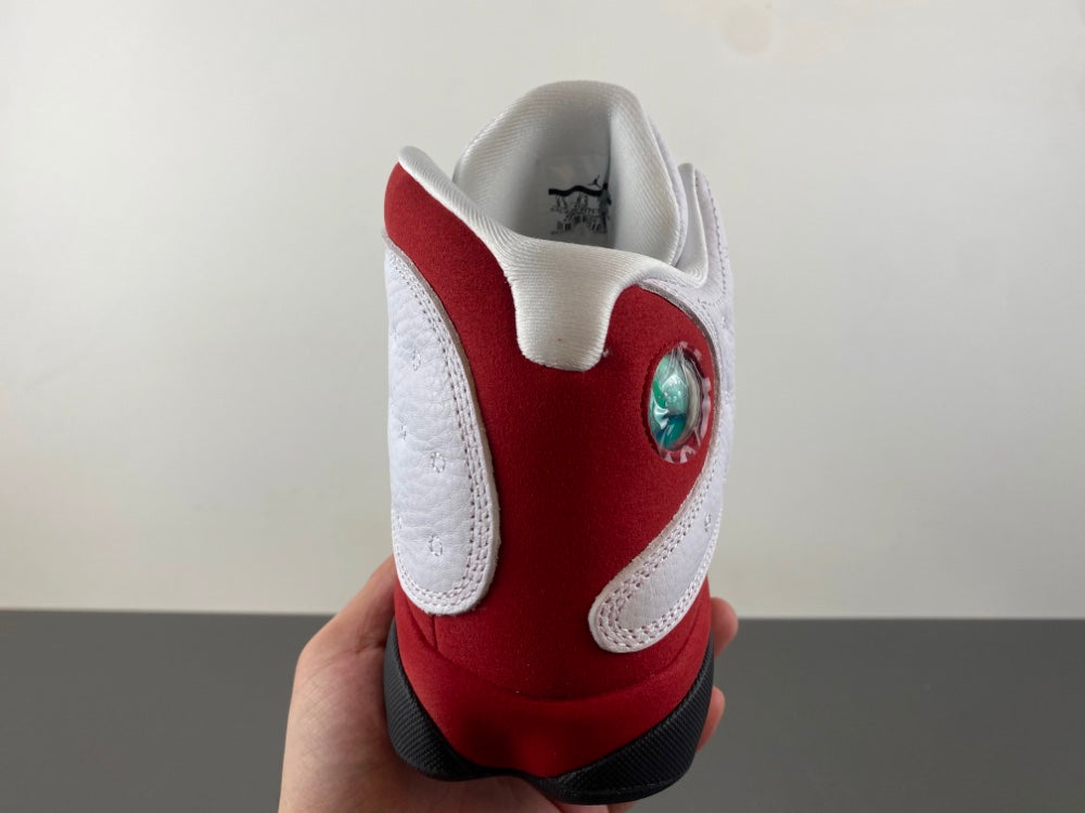 Air Jordan 13 Retro "Chicago"