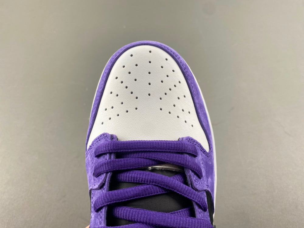 Nike SB Dunk Low Pro "Hayley Wilson"