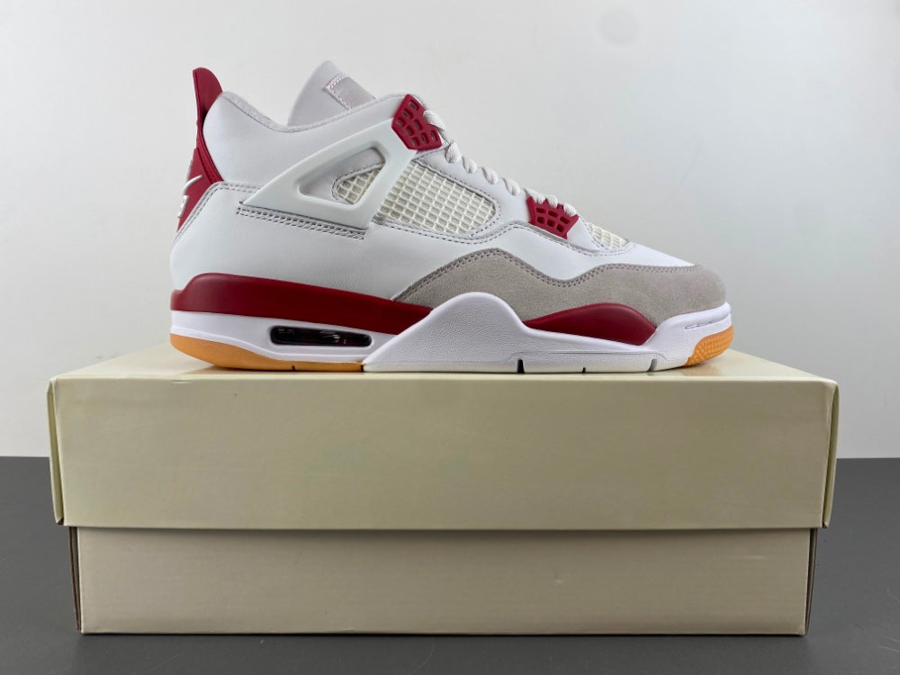 Air Jordan 4 Retro SP "Varsity Red"