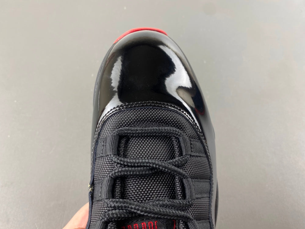 Air Jordan 11 Retro "Playoffs Bred"